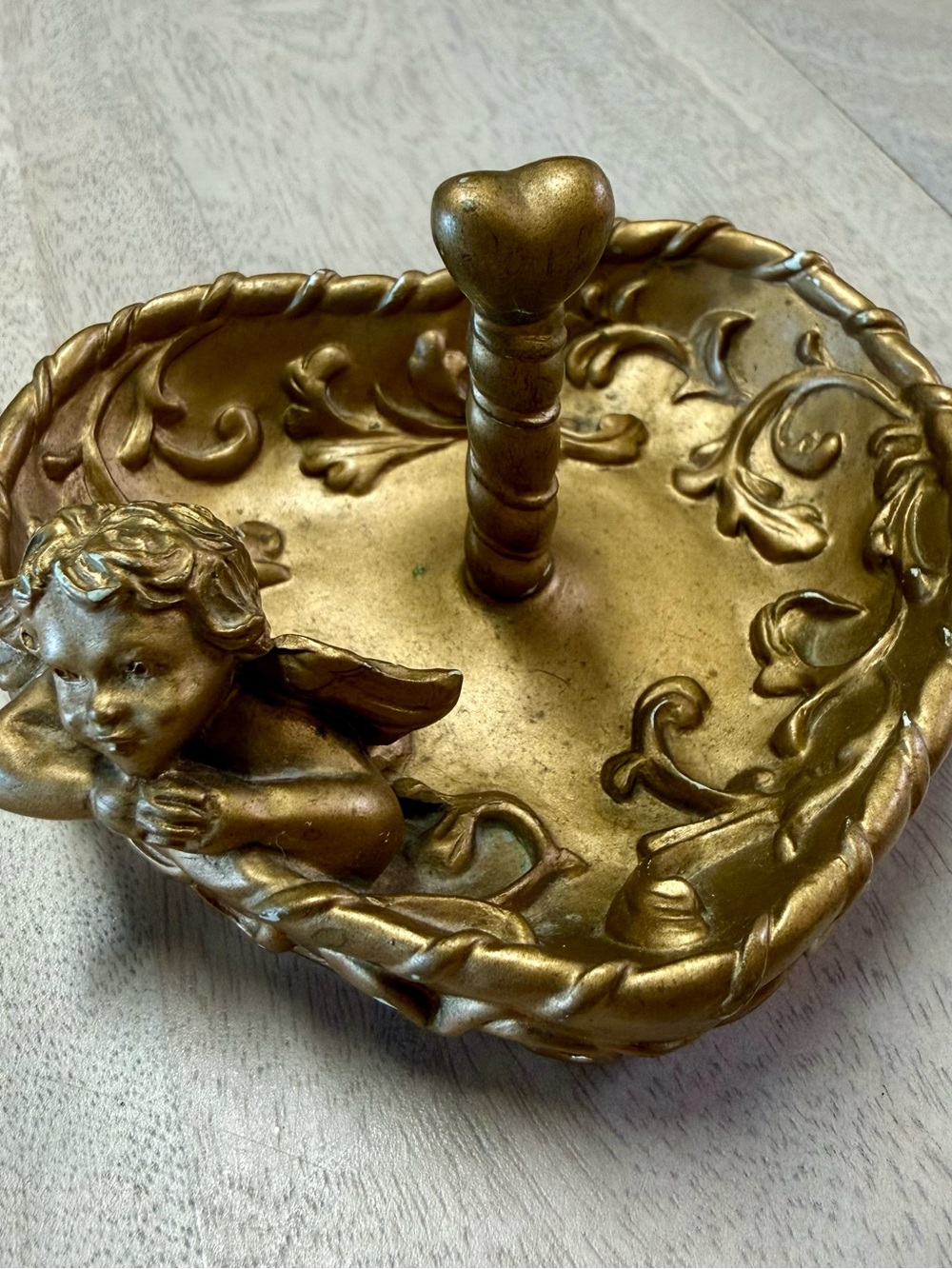 Vintage Gold/Bronze Tone Cherub Ring Holder
